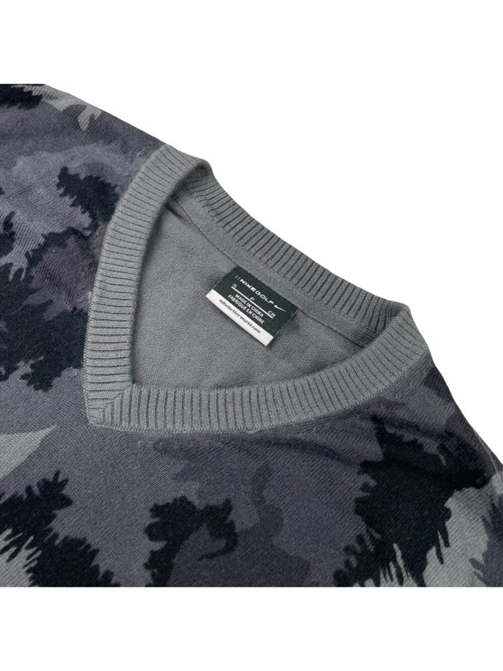 Nike Golf Men's 100% Cotton V-Neck Sweater Gray Camouflage • 803265-063 • Small